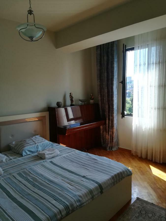 Davka Apartments Batumi Exterior photo